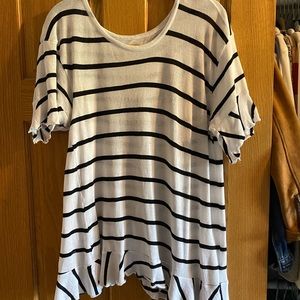 Loose Fit White Shirt with Black Stripes.